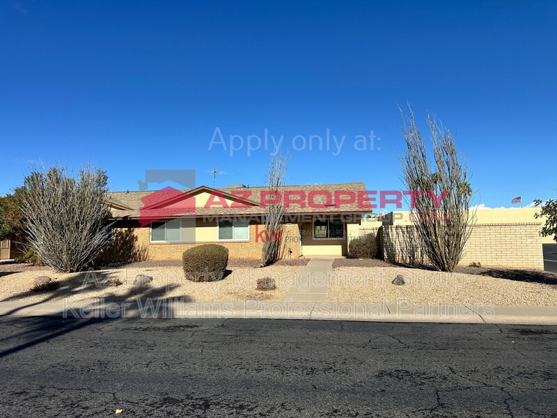 13402 Countryside Dr in Sun City, AZ - Building Photo