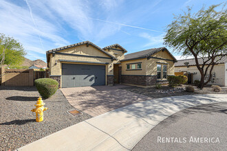 26715 N 10th Ln in Phoenix, AZ - Building Photo - Building Photo