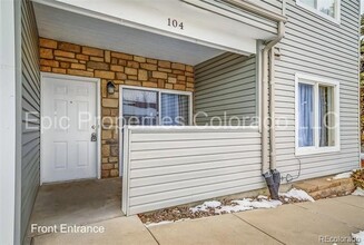 911 S Zeno Way in Aurora, CO - Building Photo - Building Photo