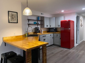 31 S Linwood Ave, Unit 31 S Linwood Apt in Baltimore, MD - Building Photo