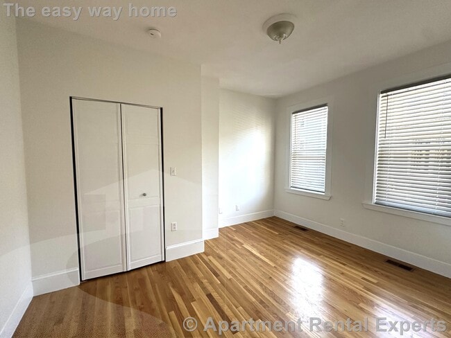 112 5th St in Cambridge, MA - Building Photo - Building Photo