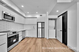 1240 Magnolia Avenue in Los Angeles, CA - Building Photo - Building Photo