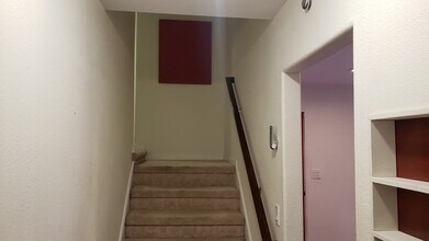 2907 Plover St in Sacramento, CA - Building Photo - Building Photo