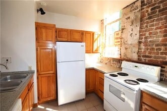 541 St Joseph St in New Orleans, LA - Building Photo - Building Photo