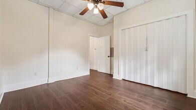 221 Center St in Sewell, NJ - Building Photo - Building Photo