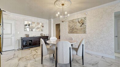 3000 S Ocean Dr, Unit 920 in Hollywood, FL - Foto de edificio - Building Photo