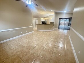 4488 NW 89th Way in Coral Springs, FL - Building Photo - Building Photo