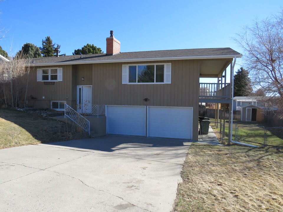 3125 Laredo Pl in Billings, MT - Foto de edificio