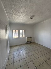 116 S Mathews St in Los Angeles, CA - Building Photo - Building Photo