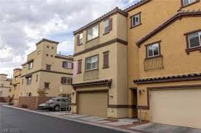 property at 1525 Spiced Wine Ave