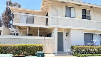3883 Camino Lindo in San Diego, CA - Building Photo