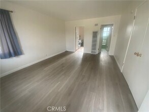 617 Cedar Ave-Unit -12 in Long Beach, CA - Building Photo - Building Photo