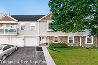 1257 Ballantrae Pl