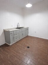 154 Utica Ave, Unit 1 in Brooklyn, NY - Foto de edificio - Building Photo