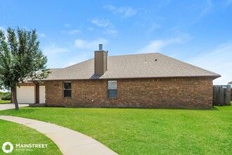 11418 NW 9th Terrace in Yukon, OK - Building Photo - Building Photo