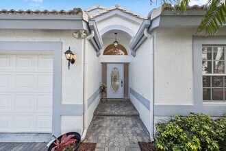 8862 Thames River Dr in Boca Raton, FL - Building Photo - Building Photo
