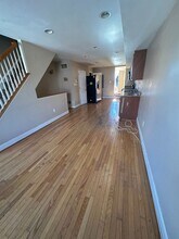 1209 Hollins St in Baltimore, MD - Building Photo - Building Photo
