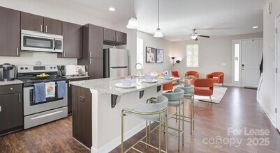 10154 Enniscrone Rd in Pineville, NC - Building Photo - Building Photo