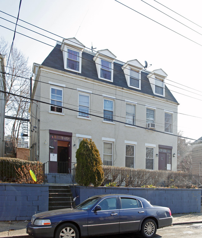 168-170 Buena Vista Ave in Yonkers, NY - Building Photo - Building Photo