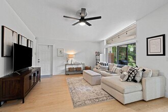 22259 Woodspring Dr in Boca Raton, FL - Building Photo - Building Photo