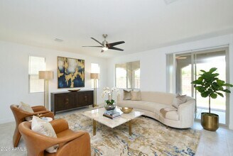 13710 N 174th Ln in Surprise, AZ - Building Photo - Building Photo