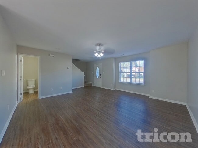 1110 Hipp Rd in Charlotte, NC - Foto de edificio - Building Photo