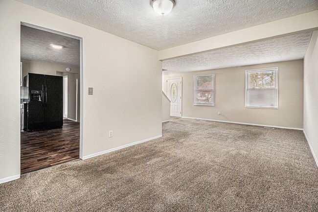 5737 Bramblevine Dr in Stonecrest, GA - Building Photo - Building Photo