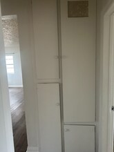 736 W Century Blvd in Los Angeles, CA - Building Photo - Building Photo