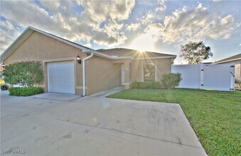 510 Skyline Blvd in Cape Coral, FL - Building Photo - Building Photo