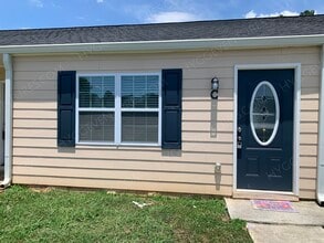 123 Evergreen Trl, Unit C in Cartersville, GA - Building Photo - Building Photo