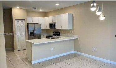 5938 Mustang Manor in Davie, FL - Building Photo - Building Photo