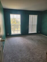 741 Regal Ln in Algonquin, IL - Building Photo - Building Photo