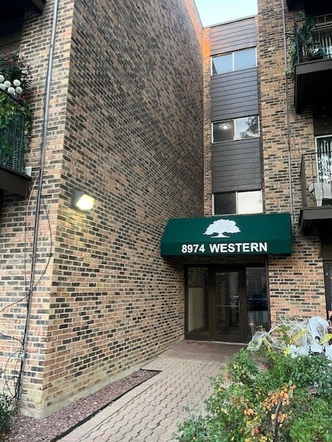 815 E Oakton St in Des Plaines, IL - Building Photo - Building Photo