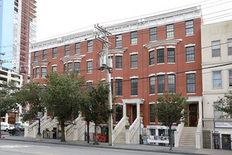 263 Grand St in Jersey City, NJ - Building Photo - Building Photo