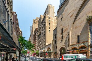 145 W 55th St in New York, NY - Building Photo