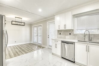 8691 154 St in Surrey, BC - Building Photo - Building Photo