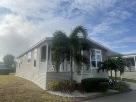 7416 44th Terrace N in West Palm Beach, FL - Building Photo
