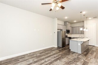 12834 Perrin Ln. in Farmers Branch, TX - Building Photo - Building Photo