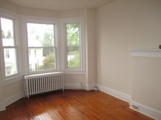 902 W 37th St in Baltimore, MD - Building Photo - Building Photo