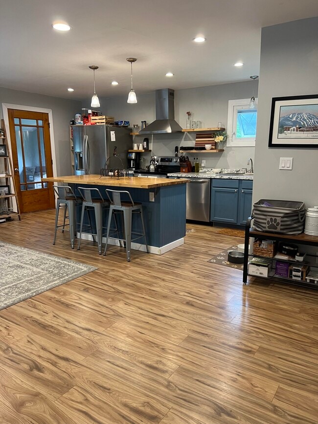 49 North St in Essex Junction, VT - Building Photo - Building Photo