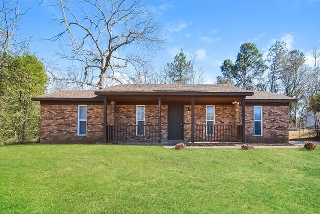 property at 3714 Fairington Dr