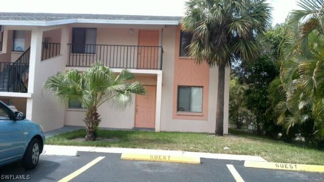 property at 4904 Vincennes Ct