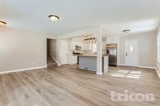 7755 Eastwood Rd in Mounds View, MN - Building Photo - Building Photo