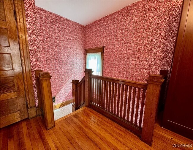 63 Claremont Ave in Buffalo, NY - Building Photo - Building Photo
