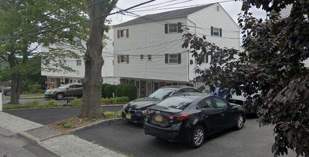 property at 60 Elissa Ln