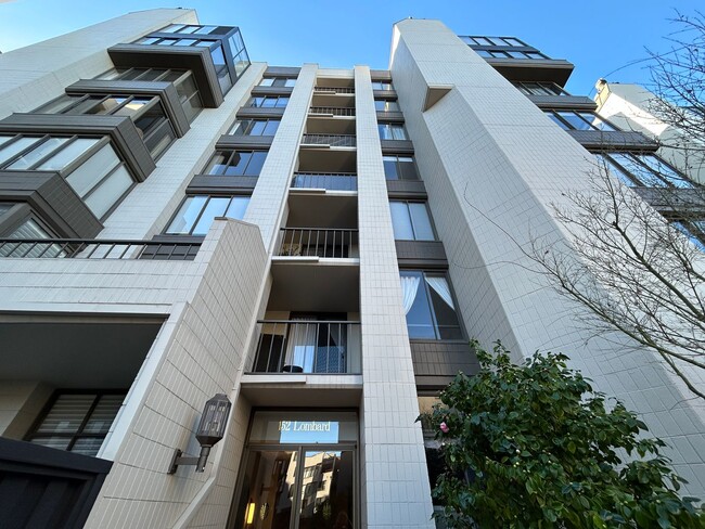 152 Lombard St in San Francisco, CA - Foto de edificio - Building Photo