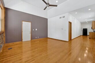 2859 S Lowe Ave in Chicago, IL - Building Photo - Building Photo