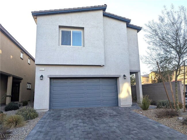 5321 White Butterfly St in Las Vegas, NV - Building Photo - Building Photo