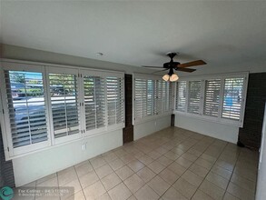 280 NW 41st St in Oakland Park, FL - Building Photo - Building Photo
