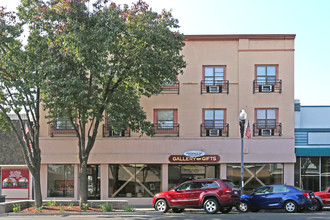 The Glenwood in Porterville, CA - Foto de edificio - Building Photo